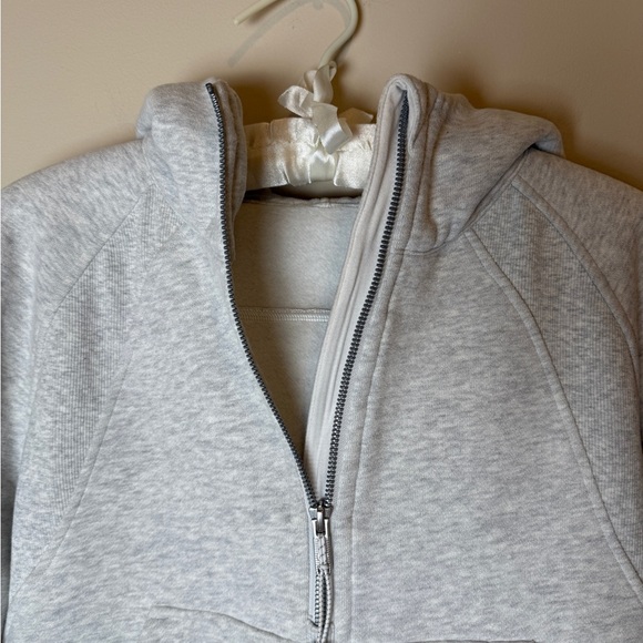 Lululemon Scuba Oversized cropped 1/2 Zip Hoodie Heathered Core Light Grey S - Picture 7 of 13